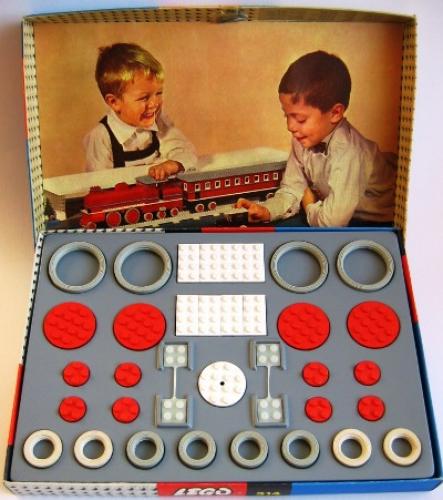 Large &amp; Small Wheels &amp; Turn-Table